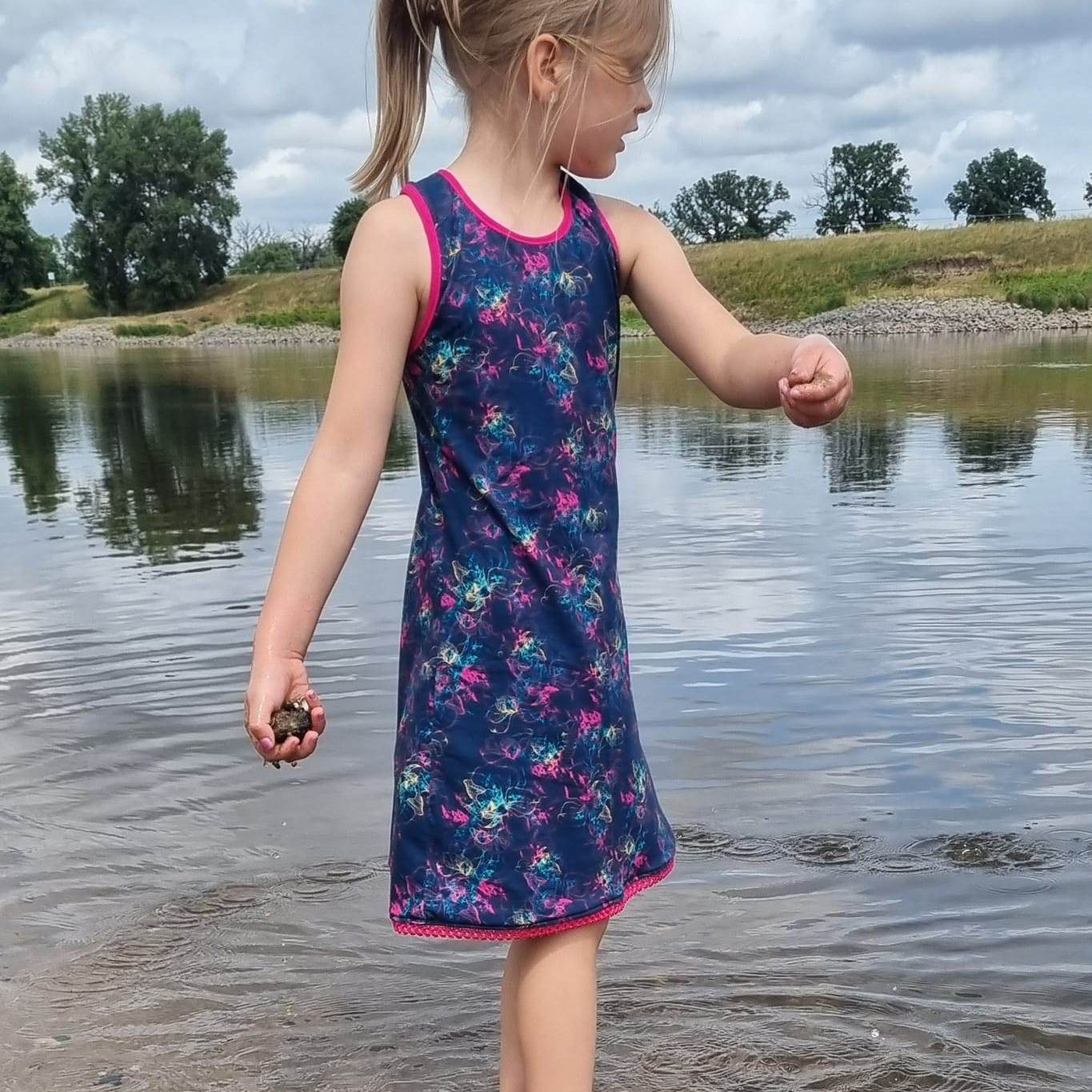 Schnittmuster Schlaf- und Strandkleid Kira für Mädchen Gr. 92-164 - Sewando