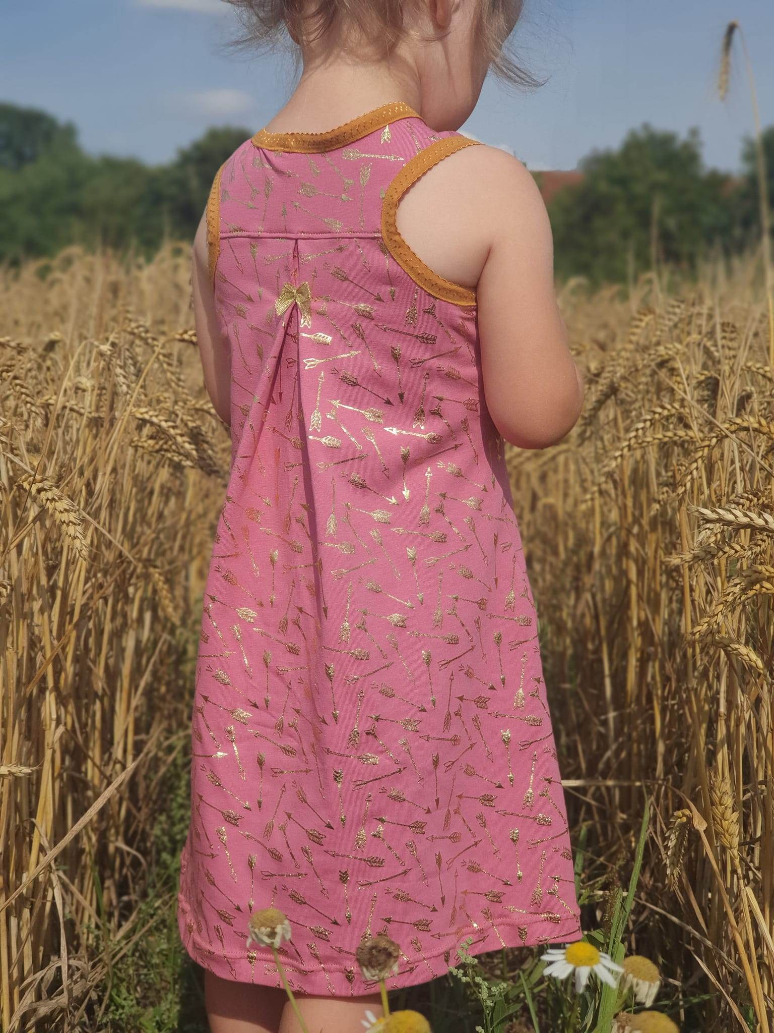 Schnittmuster Schlaf- und Strandkleid Kira für Mädchen Gr. 92-164 - Sewando