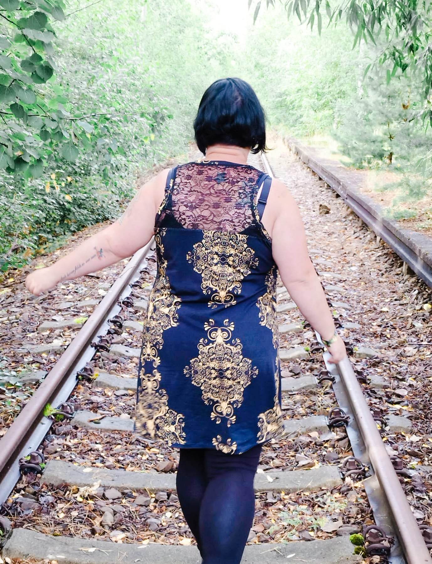 Schnittmuster No Named Sommerkleid Gr. XS - XXL - Sewando