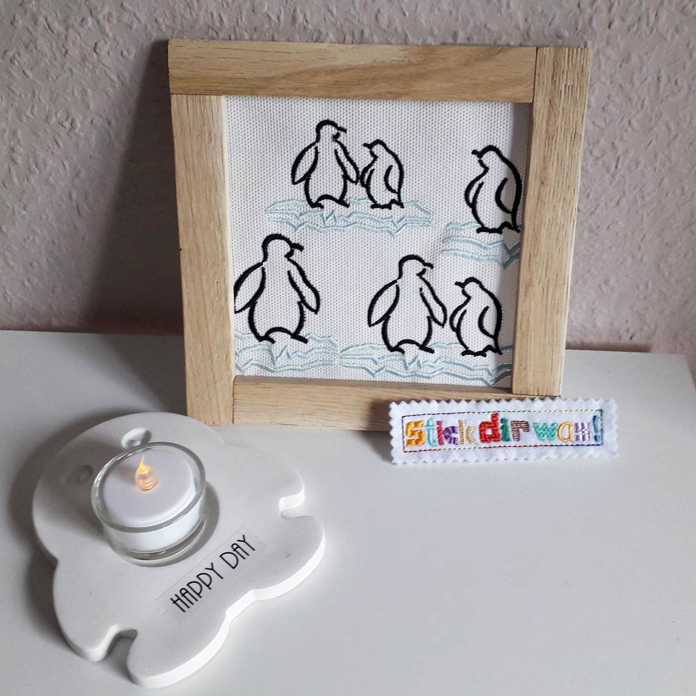 14x Stickdatei Pinguin mit Eisscholle Satinstick - Sewando