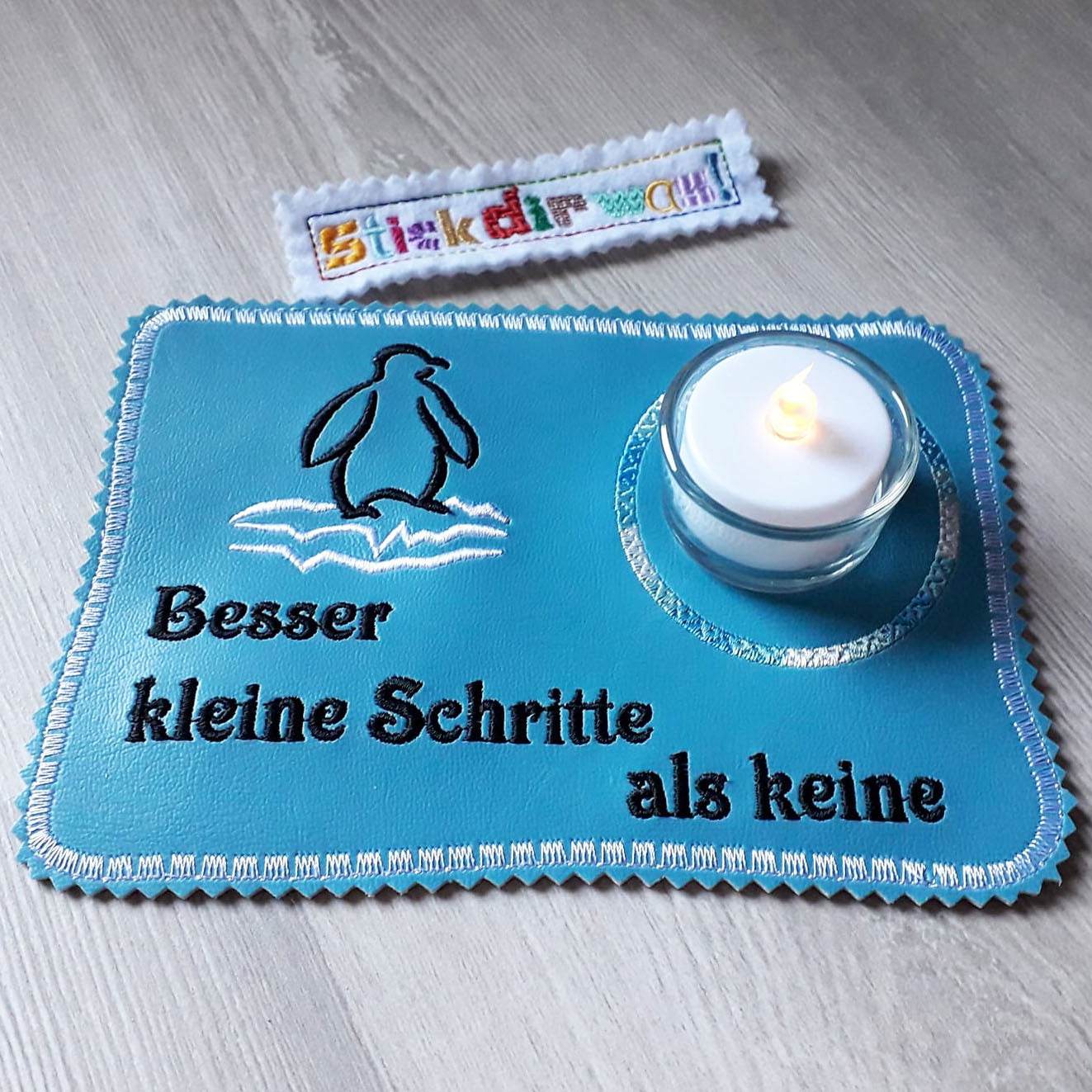 14x Stickdatei Pinguin mit Eisscholle Satinstick - Sewando