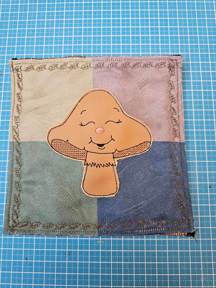 Stickdatei - 6 Pilze mit Gesicht (ITH und Doodle) - Sewando