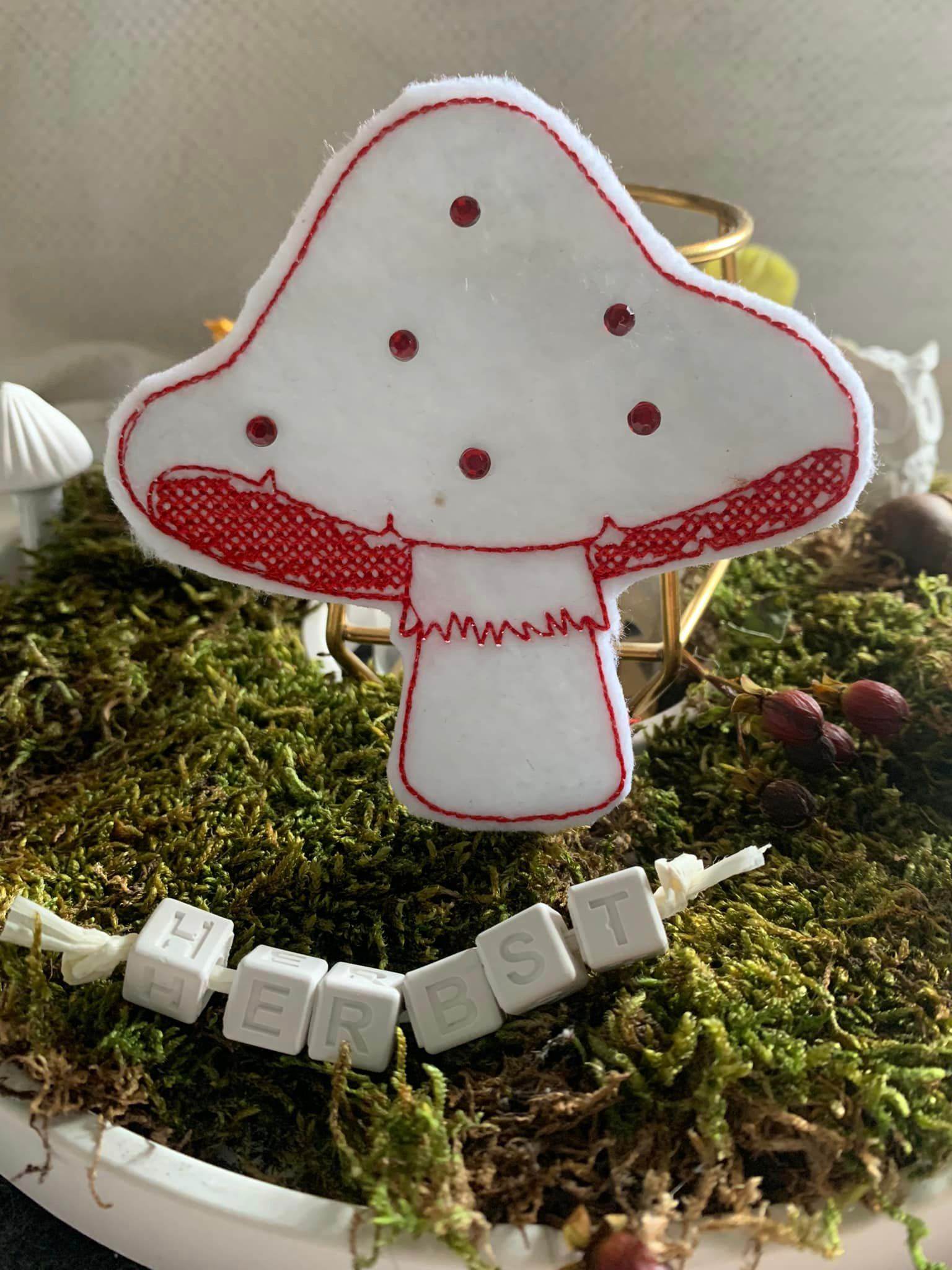 Stickdatei - 6 Pilze mit Gesicht (ITH und Doodle) - Sewando