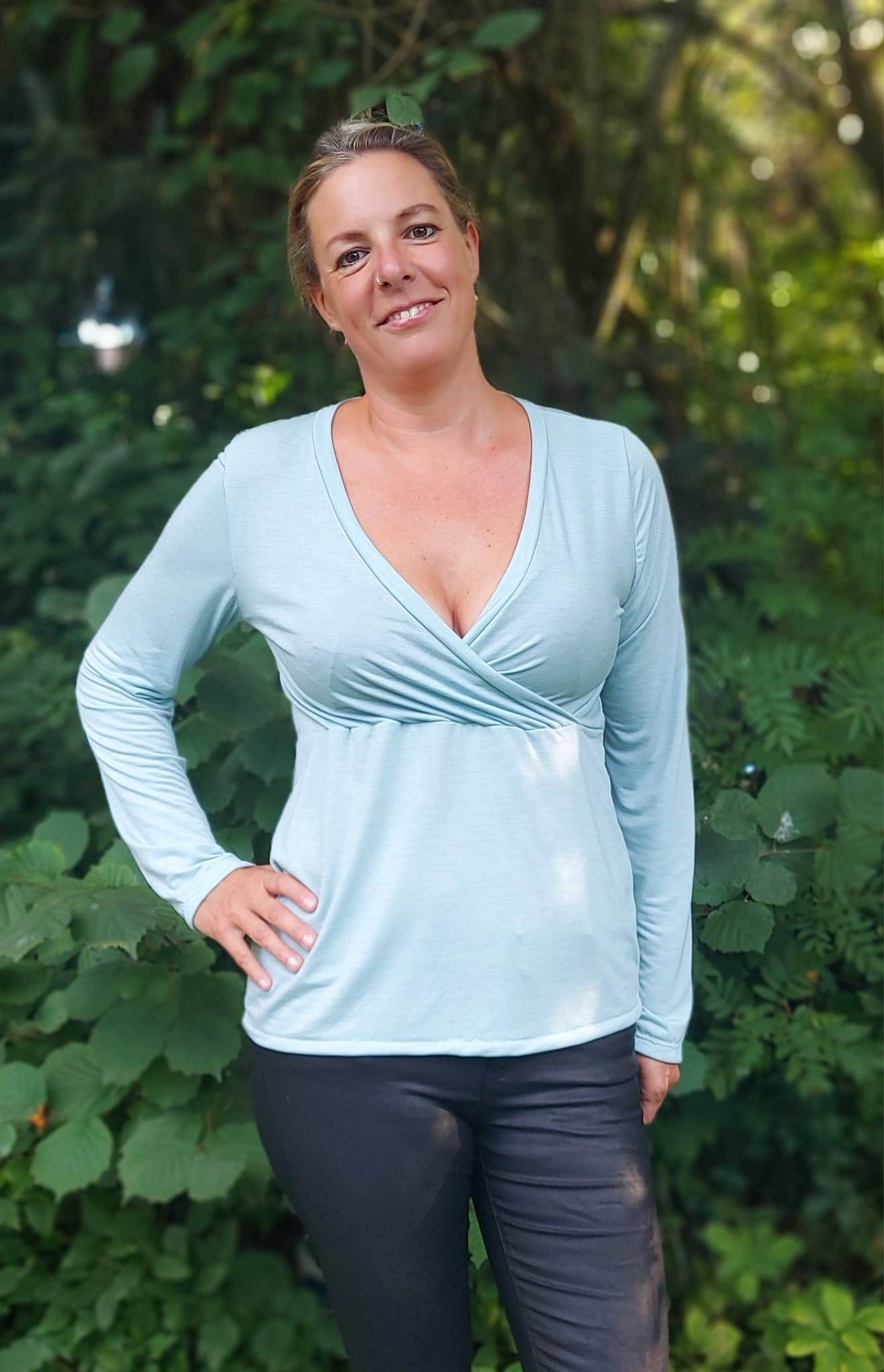 Schnittmuster Wickelshirt EDLING Gr. 34-54 : - Sewando