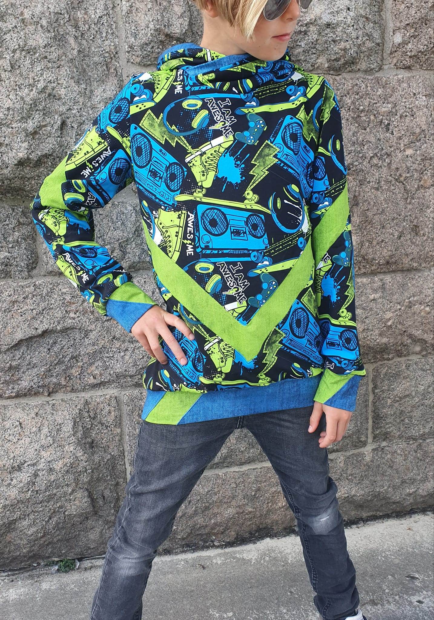 Schnittmuster *Big Funnel Hoodie & Hoodiekleid* Gr. 62-176 - Sewando