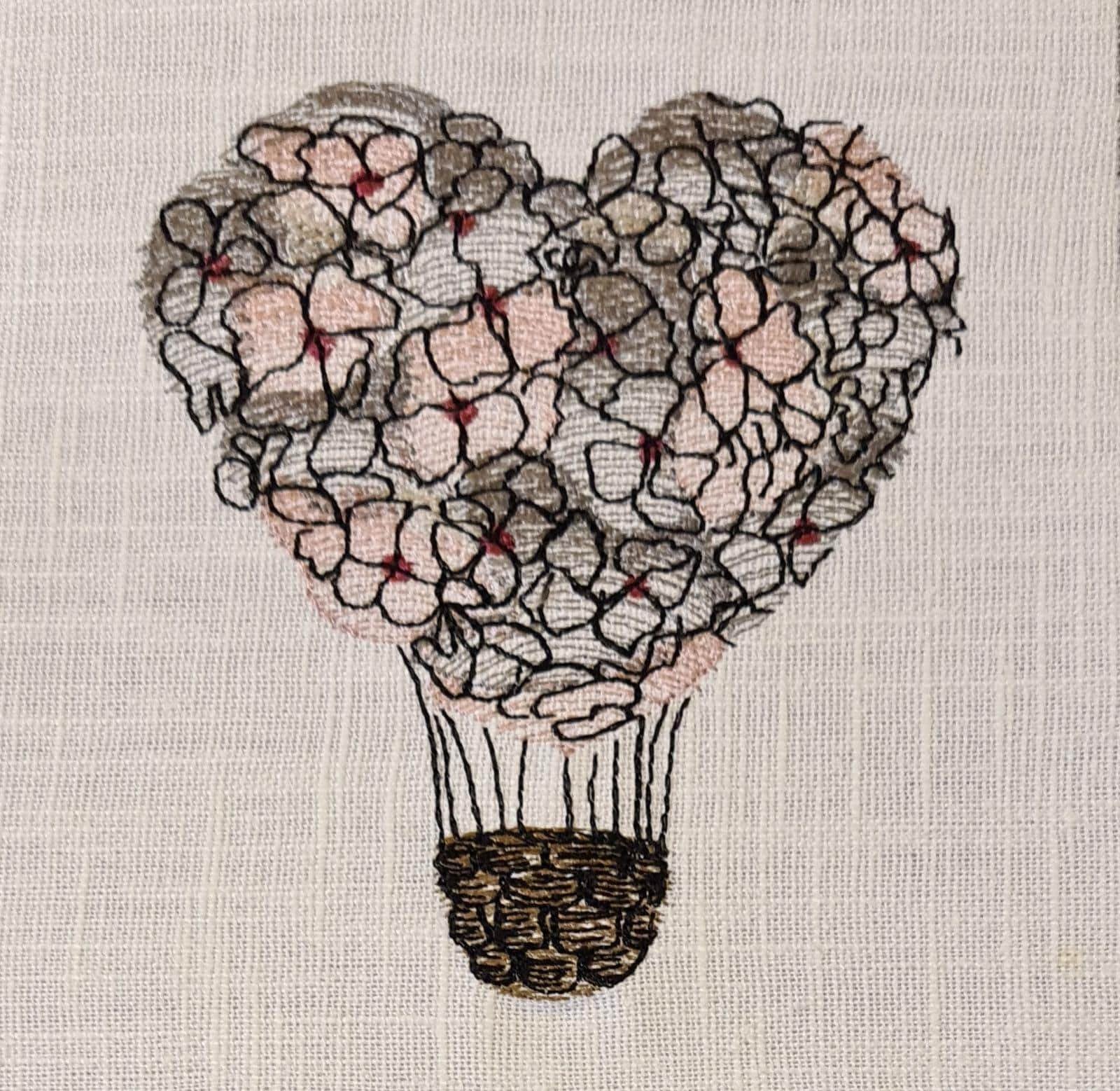 Heißluftballon Stickdatei – romantisches Blumenherz für Geschenke & Dekorationen - Sewando