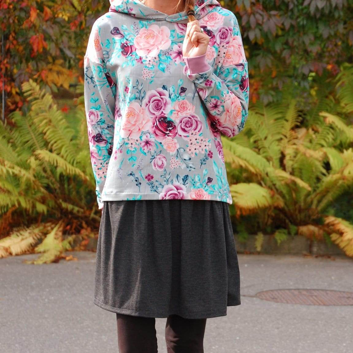 Schnittmuster Hoodie/Kleid/Rock GREDING Gr. 34-56 : - Sewando