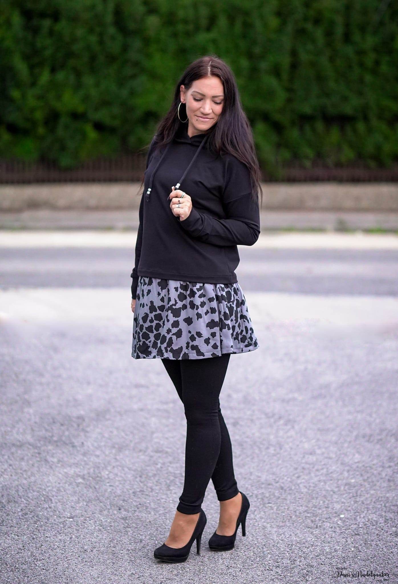 Schnittmuster Hoodie/Kleid/Rock GREDING Gr. 34-56 : - Sewando