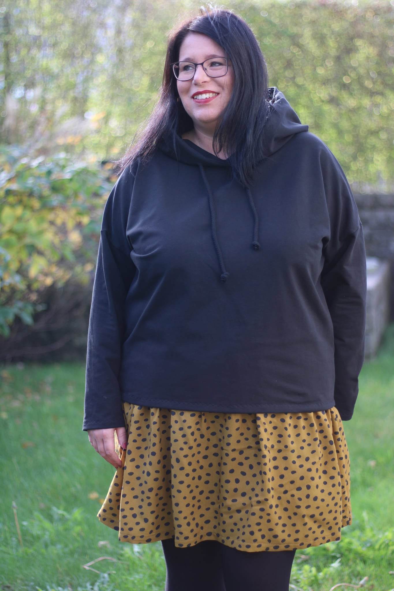 Schnittmuster Hoodie/Kleid/Rock GREDING Gr. 34-56 : - Sewando