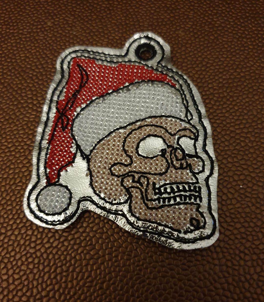 Stickdatei - Anhänger Skull / Totenkopf - Sewando