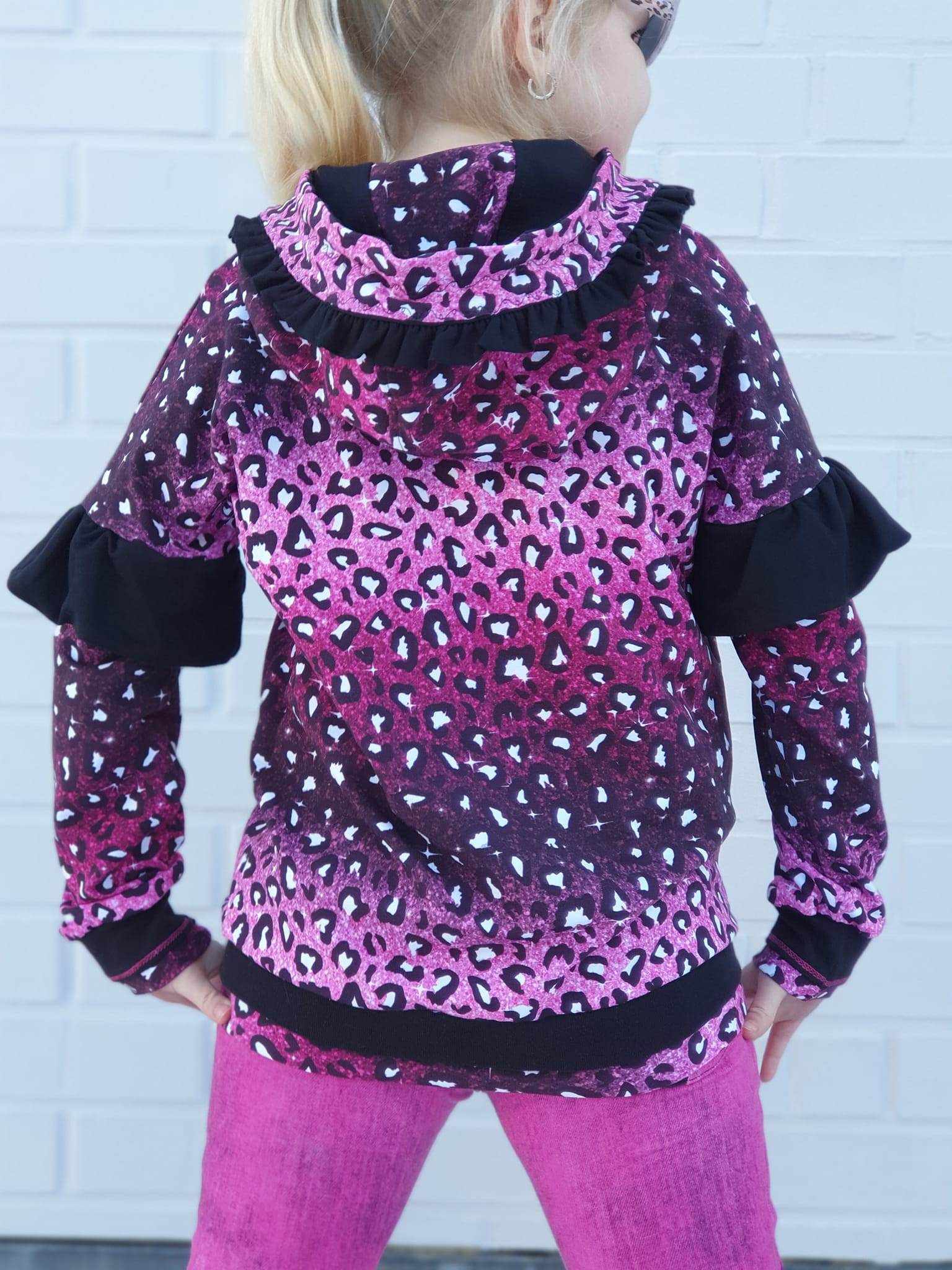 Schnittmuster *Girls Sweater Robin* #Hoodie Gr. 80-176 - Sewando