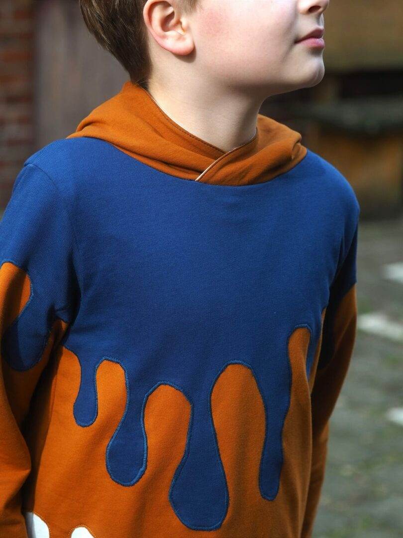 PASST GARANTIE SPLASH Sweater/ Hoodie Gr. 110-140 mit 2 Kapuzen & Halsbündchen - DIN A0 für Beamer geeignet - Sewando