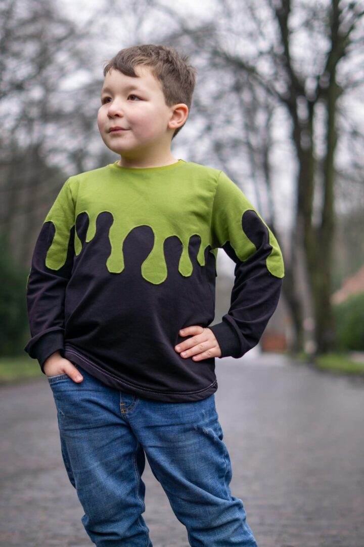 PASST GARANTIE SPLASH Sweater/ Hoodie Gr. 110-140 mit 2 Kapuzen & Halsbündchen - DIN A0 für Beamer geeignet - Sewando