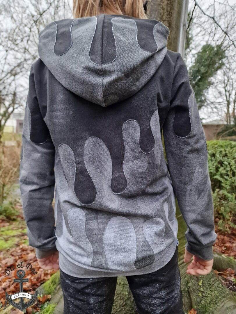 PASST GARANTIE SPLASH Sweater/ Hoodie Gr. 74-140 mit 2 Kapuzen & Halsbündchen - DIN A0 für Beamer geeignet - Sewando