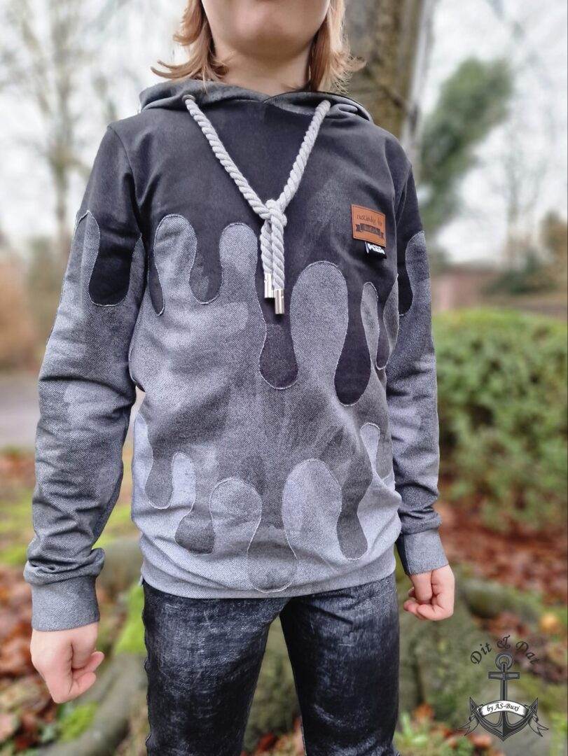 PASST GARANTIE SPLASH Sweater/ Hoodie Gr. 110-140 mit 2 Kapuzen & Halsbündchen - DIN A0 für Beamer geeignet - Sewando