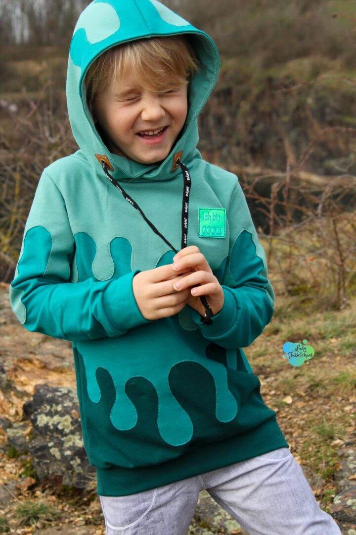 PASST GARANTIE SPLASH Sweater/ Hoodie Gr. 110-140 mit 2 Kapuzen & Halsbündchen - DIN A0 für Beamer geeignet - Sewando