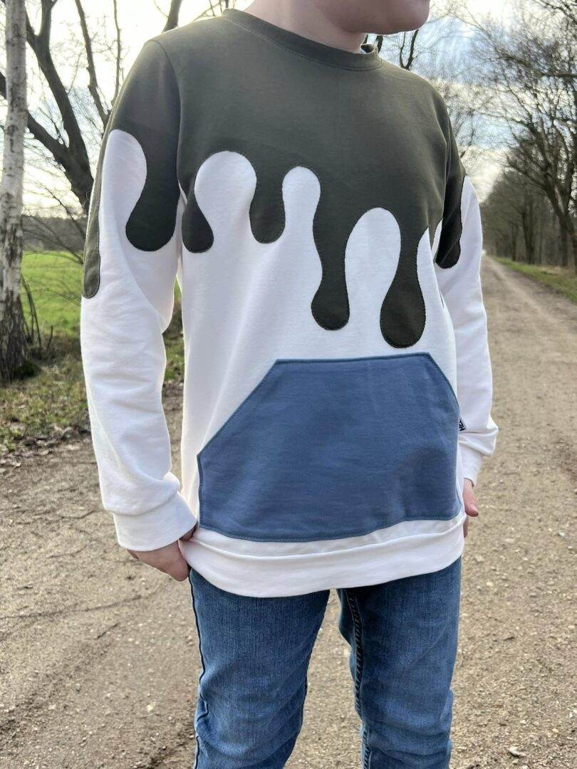 PASST GARANTIE SPLASH Sweater/ Hoodie Gr. 110-140 mit 2 Kapuzen & Halsbündchen - DIN A0 für Beamer geeignet - Sewando