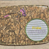 Stickdatei Mugrug Hase mit Schmetterling - Sewando