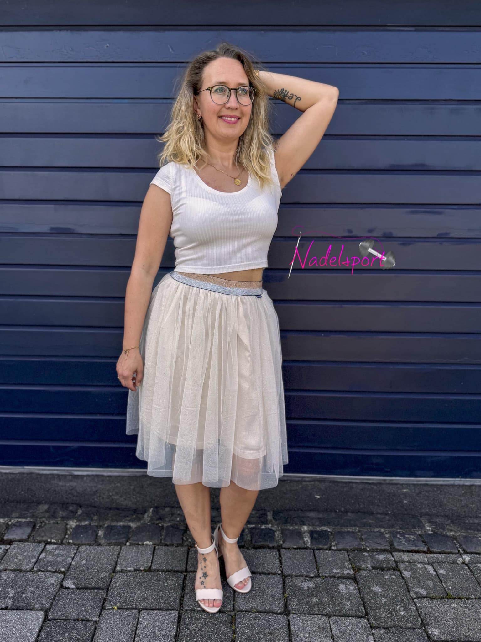 Schnittmuster Kleid HOLLFELD Gr. 32-54 : - Sewando