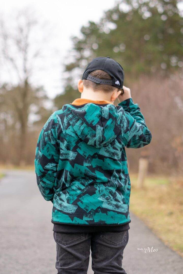 DIN A4 SPLASH Sweatjacke für 105cm-140cm Körpergröße PASSFORMGARANTIE - Sewando