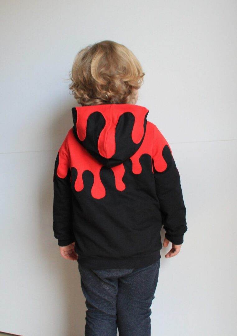 PASST GARANTIE SPLASH Sweater/ Hoodie Gr. 74-104 mit 2 Kapuzen & Halsbündchen - DIN A0 für Beamer geeignet - Sewando