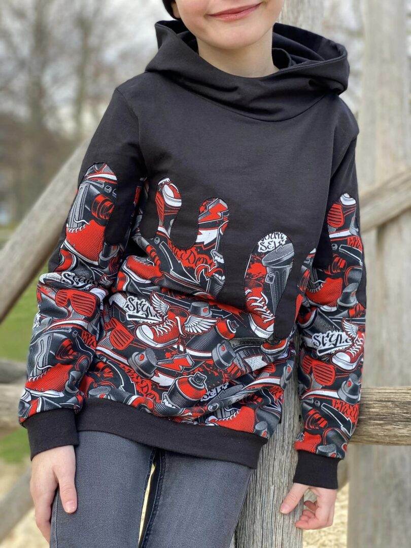 PASST GARANTIE SPLASH Sweater/ Hoodie Gr. 110-140 mit 2 Kapuzen & Halsbündchen - DIN A0 für Beamer geeignet - Sewando