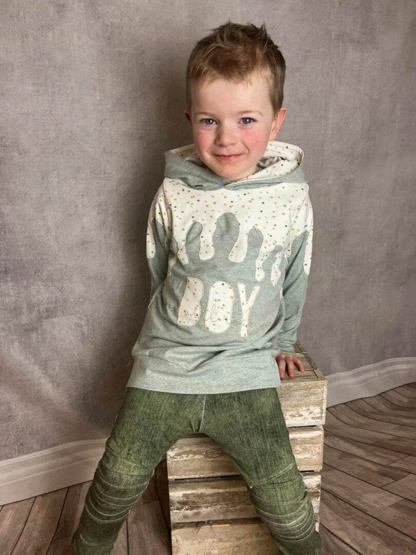 PASST GARANTIE SPLASH Sweater/ Hoodie Gr. 110-140 mit 2 Kapuzen & Halsbündchen - DIN A0 für Beamer geeignet - Sewando