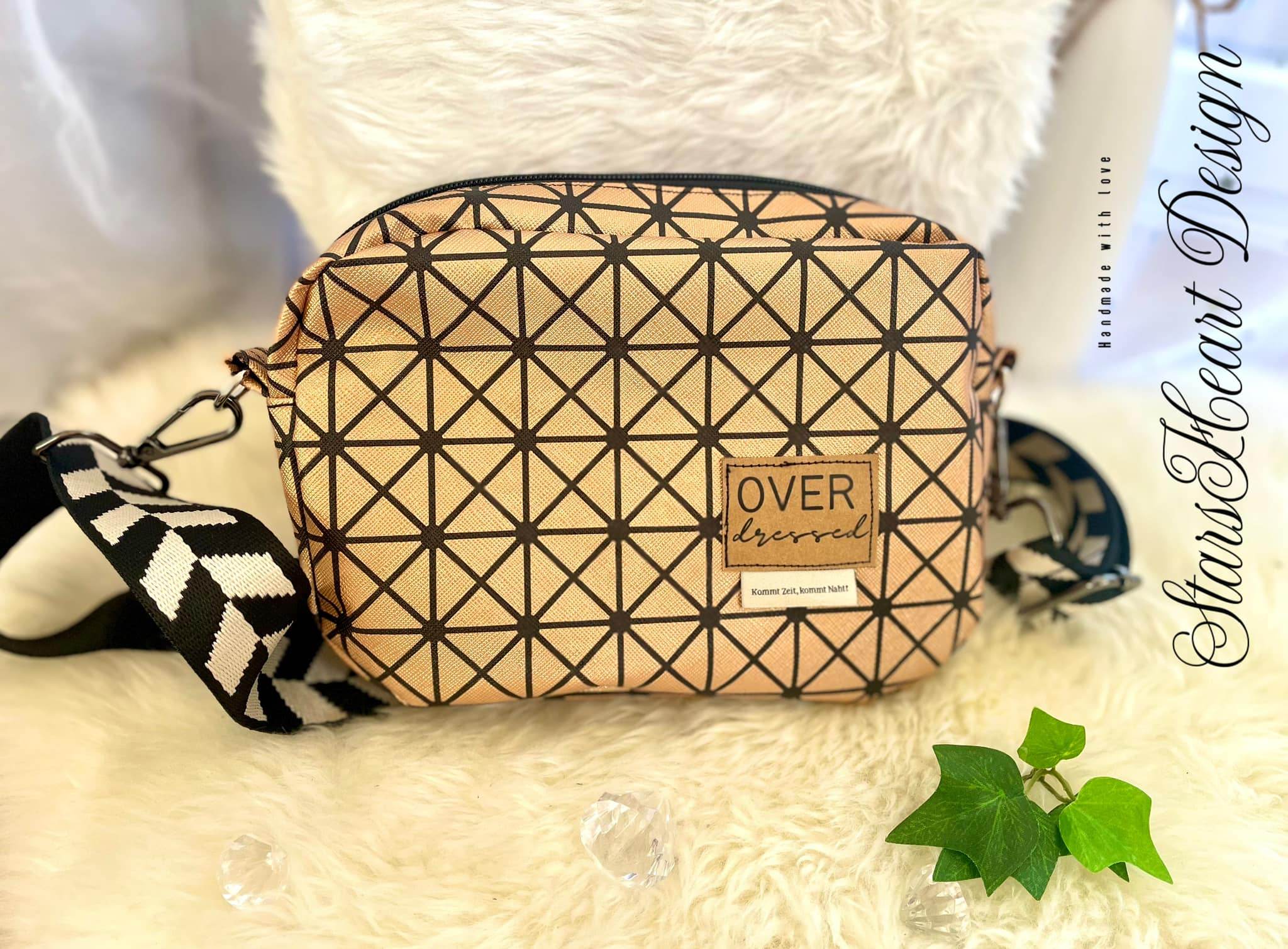 Schnittmuster Crossbag Tasche TROGEN + Videoanleitung : - Sewando
