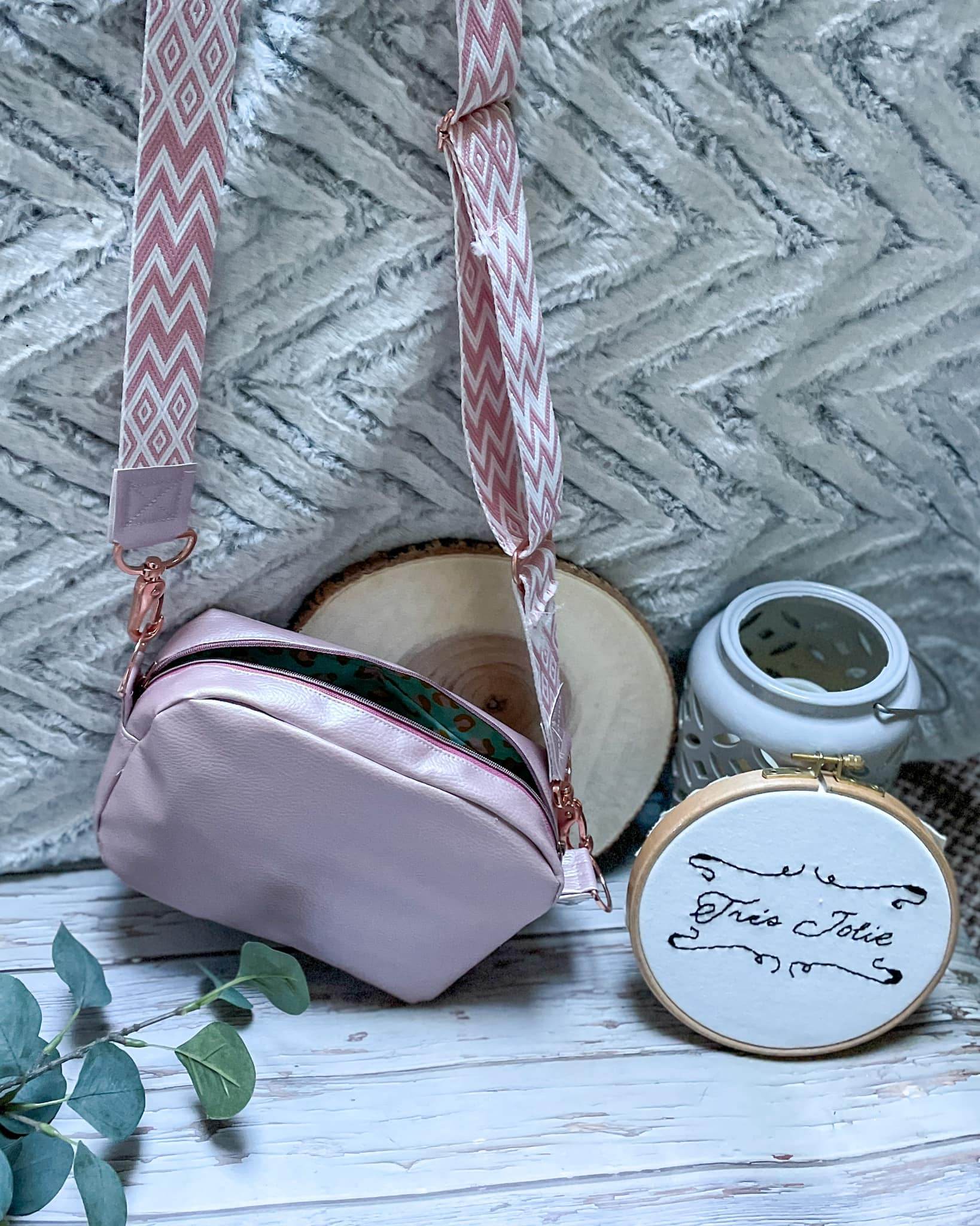 Schnittmuster Crossbag Tasche TROGEN + Videoanleitung : - Sewando
