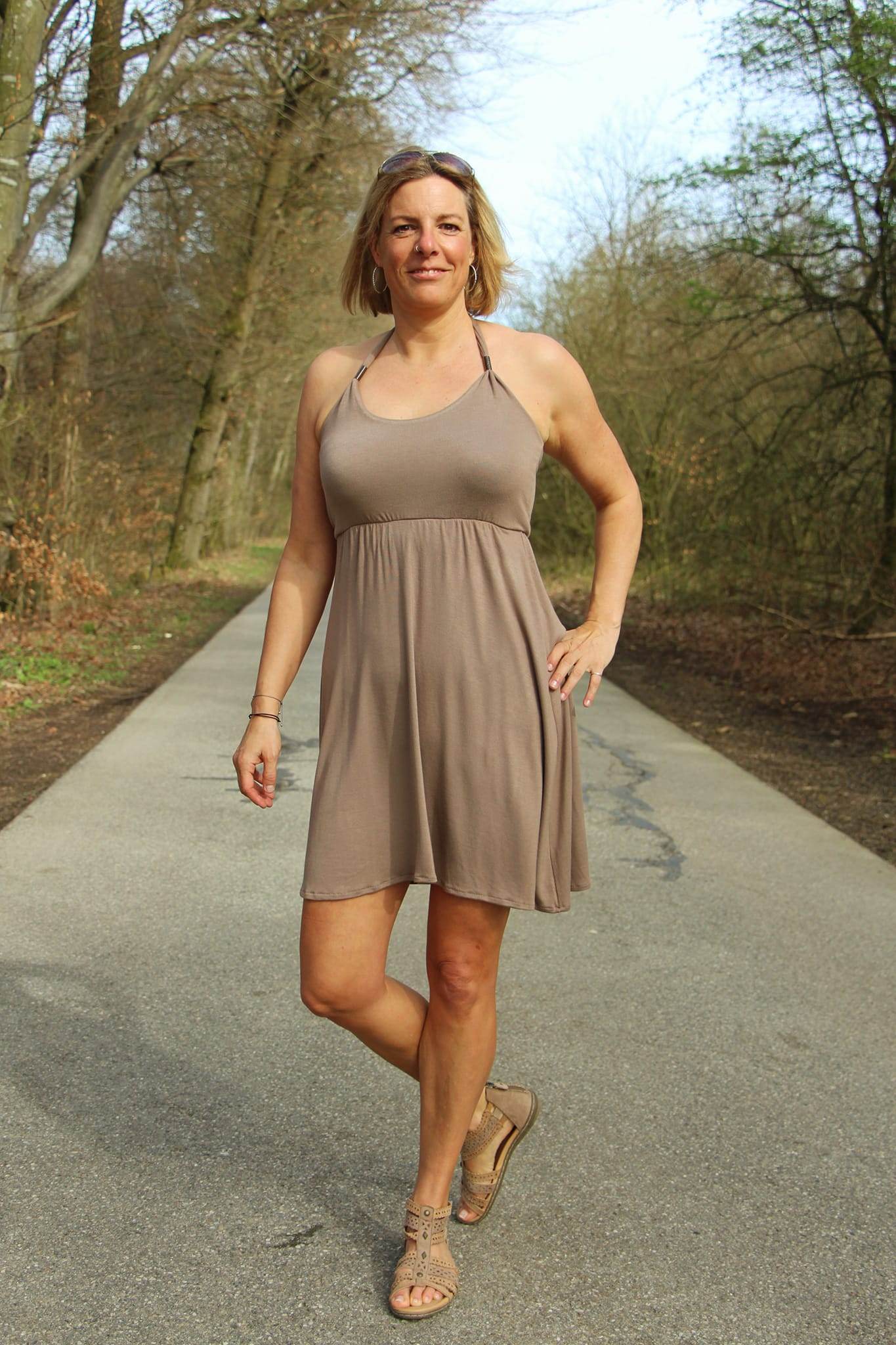 Schnittmuster Kleid ANZING Gr. 32-50 : - Sewando