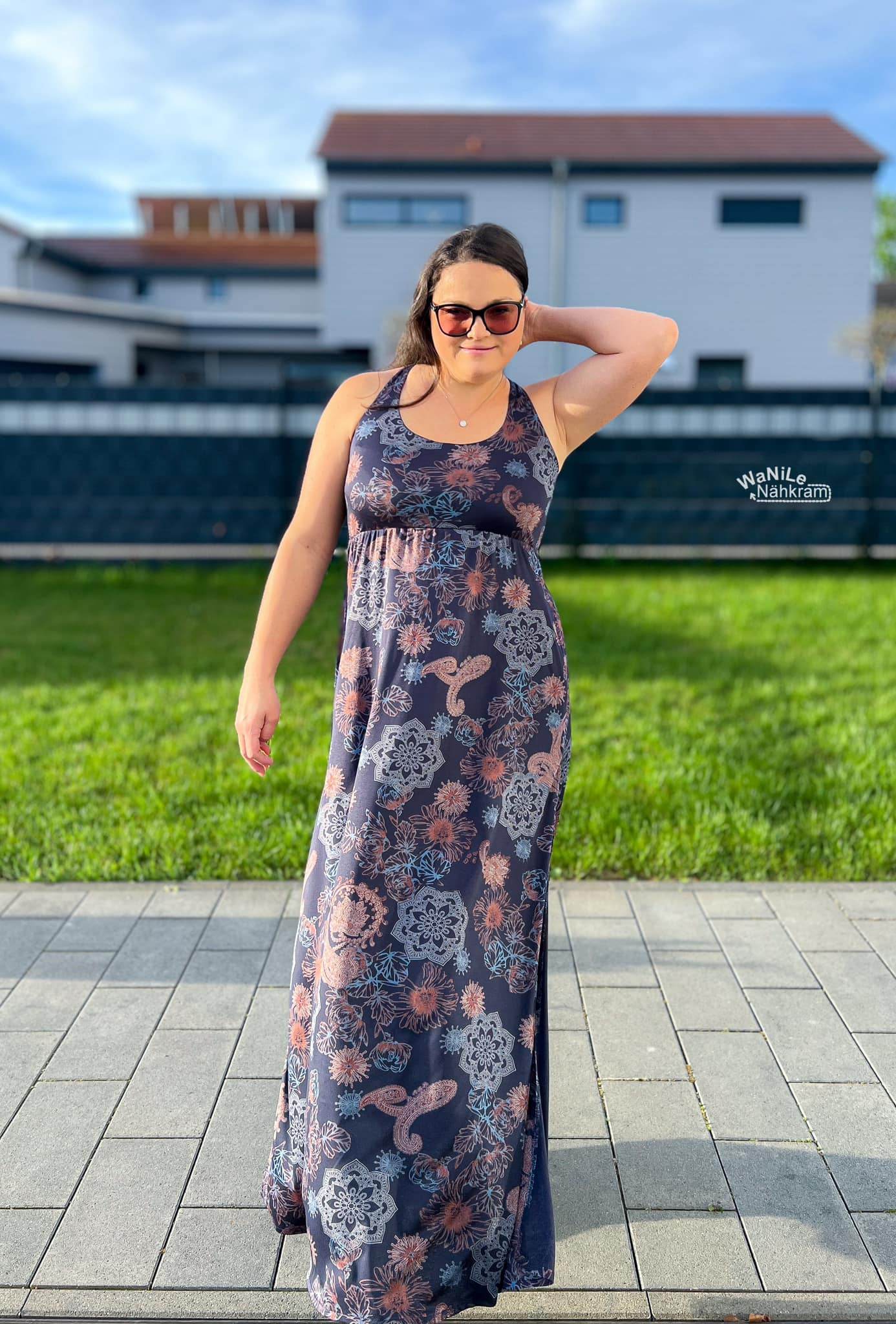 Schnittmuster Kleid ANZING Gr. 32-50 : - Sewando