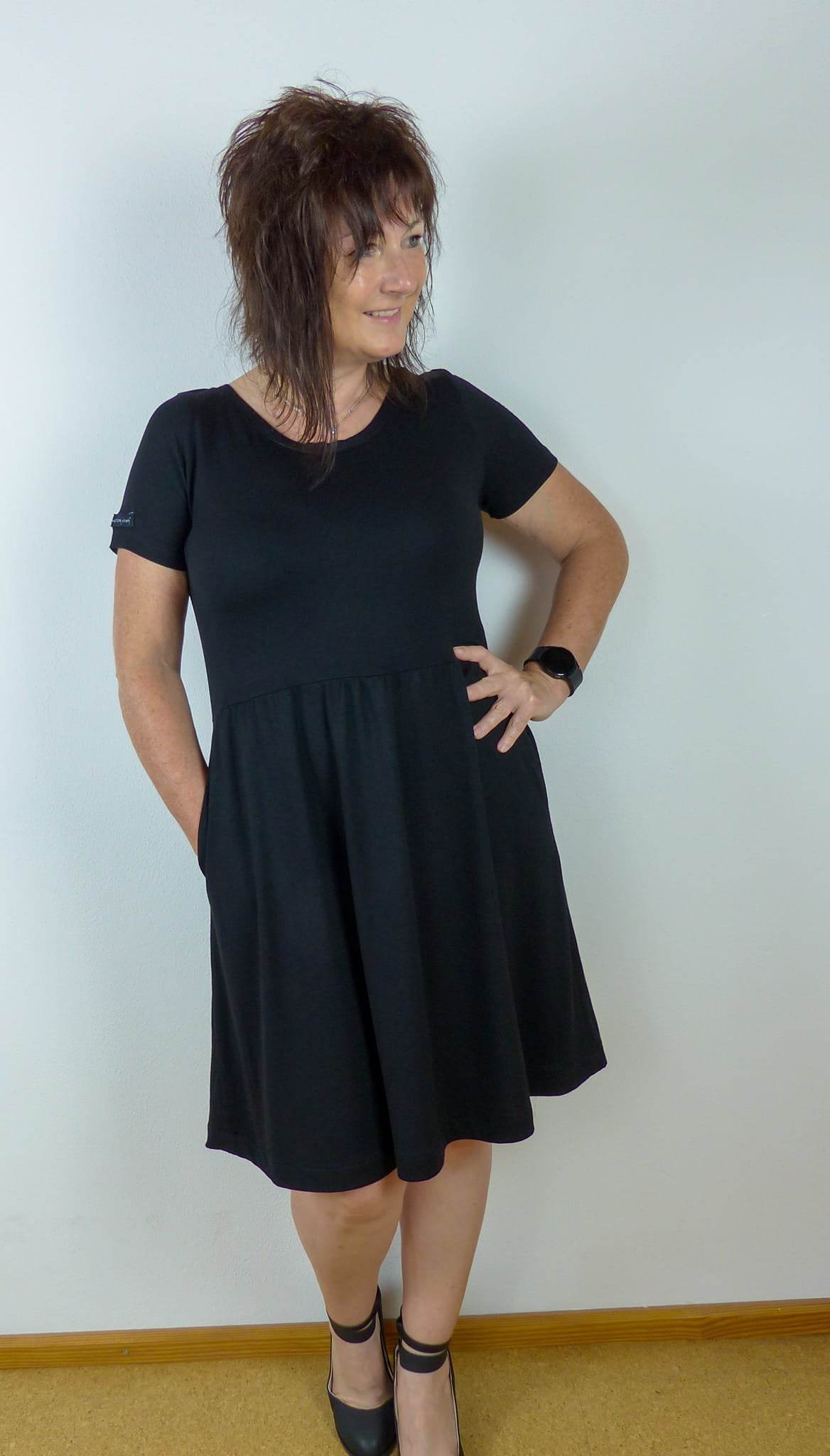 Schnittmuster Kleid HOLLFELD Gr. 32-54 : - Sewando