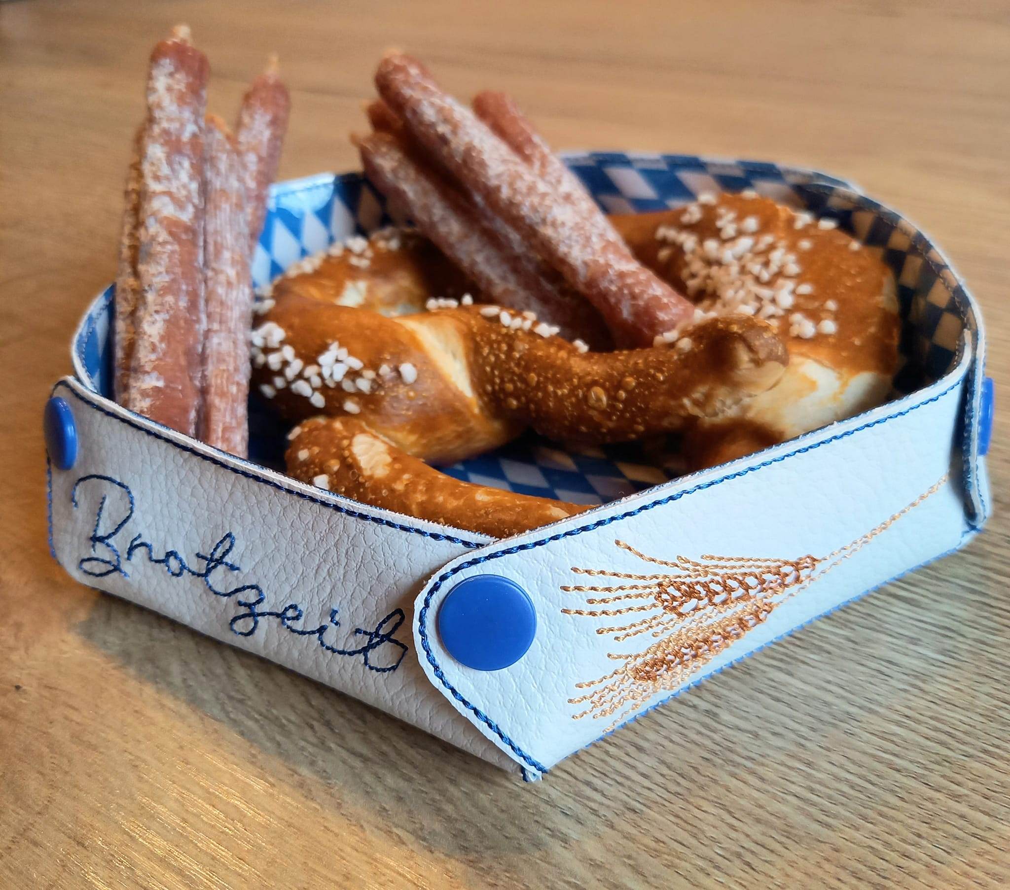Stickdatei Brotkorb in 4 Größen - Sewando