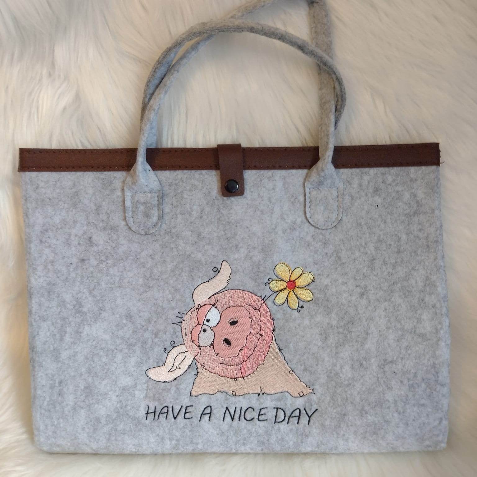 Stickdatei - Happy Stitching Schwein - Sewando