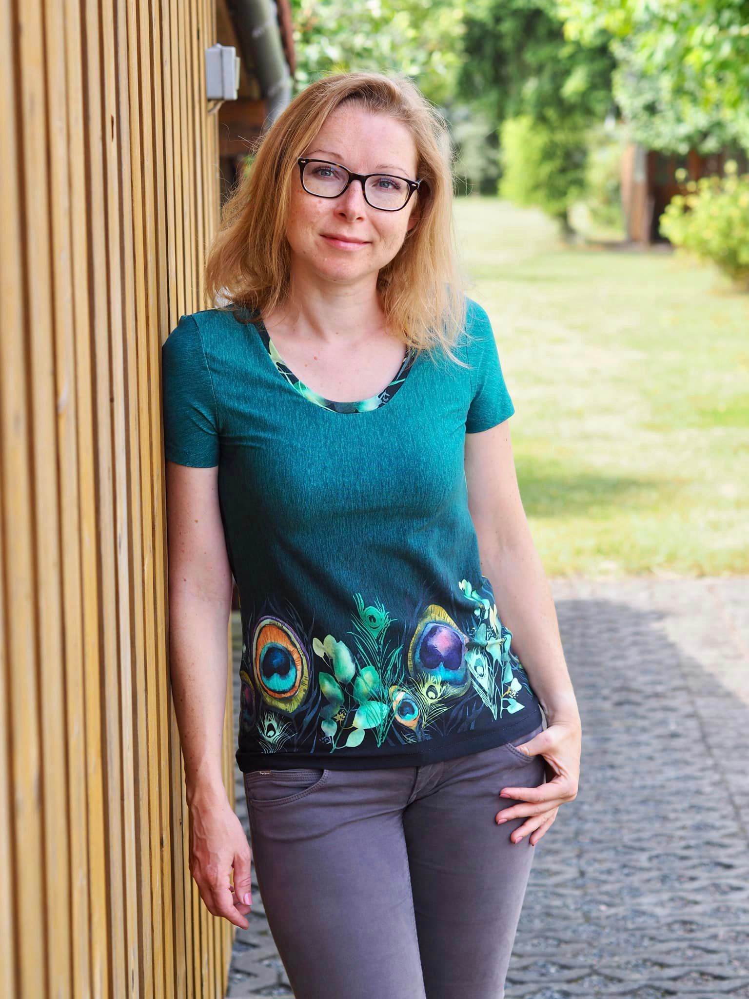 Schnittmuster BASIC Shirt Nr.1 Rundhals Gr. 32-56 + gratis Plotterdatei - Sewando