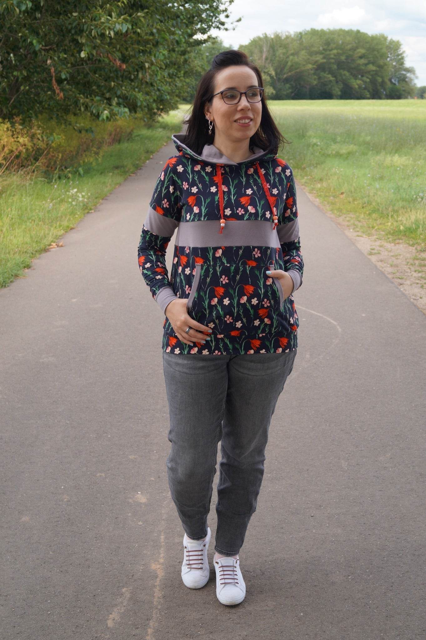 Schnittmuster Colorblocking Hoodie ENINGEN Gr. 34-56 : - Sewando