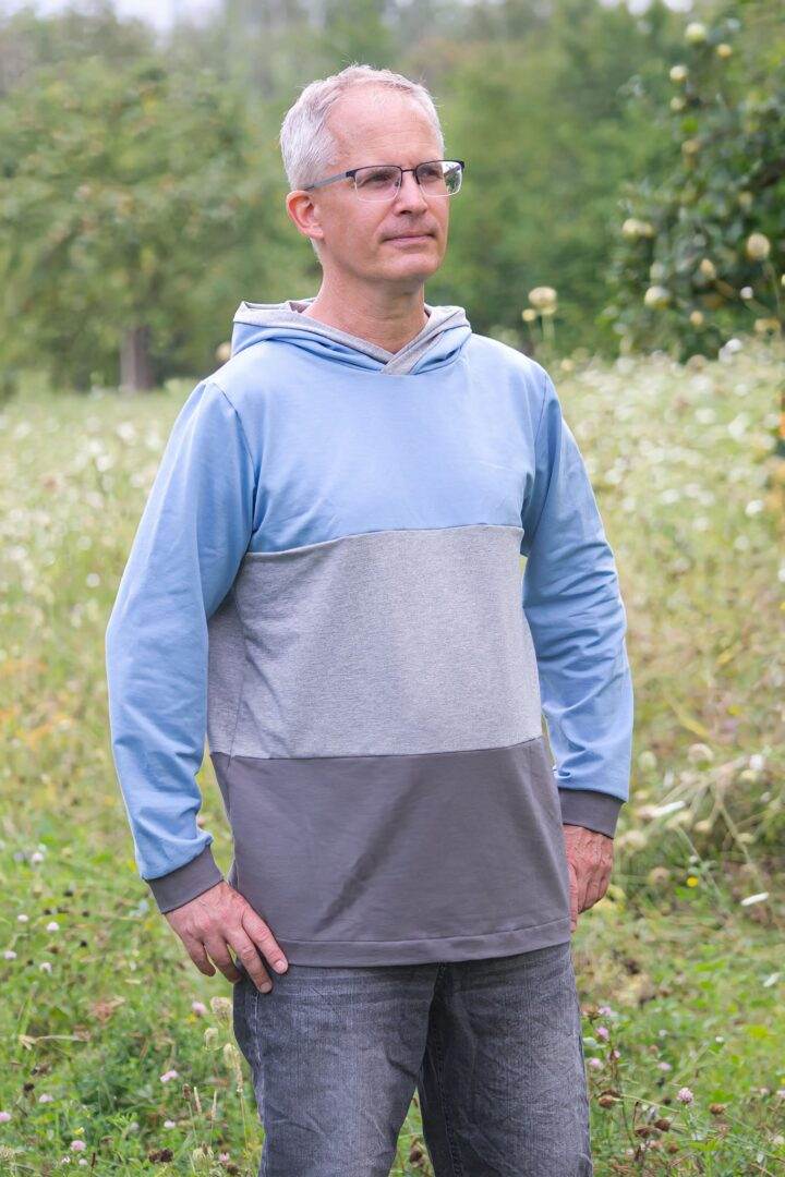 SORGLOS-SYSTEM Basicline Hoodie 135-170cm KG Kapuzenshirt Beamer-Ebook & DIN A0 BESONDERES PASSFORMSYSTEM - Sewando