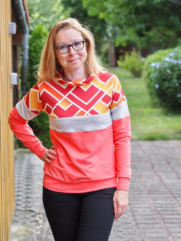 Schnittmuster Colorblocking Hoodie ENINGEN Gr. 34-56 : - Sewando