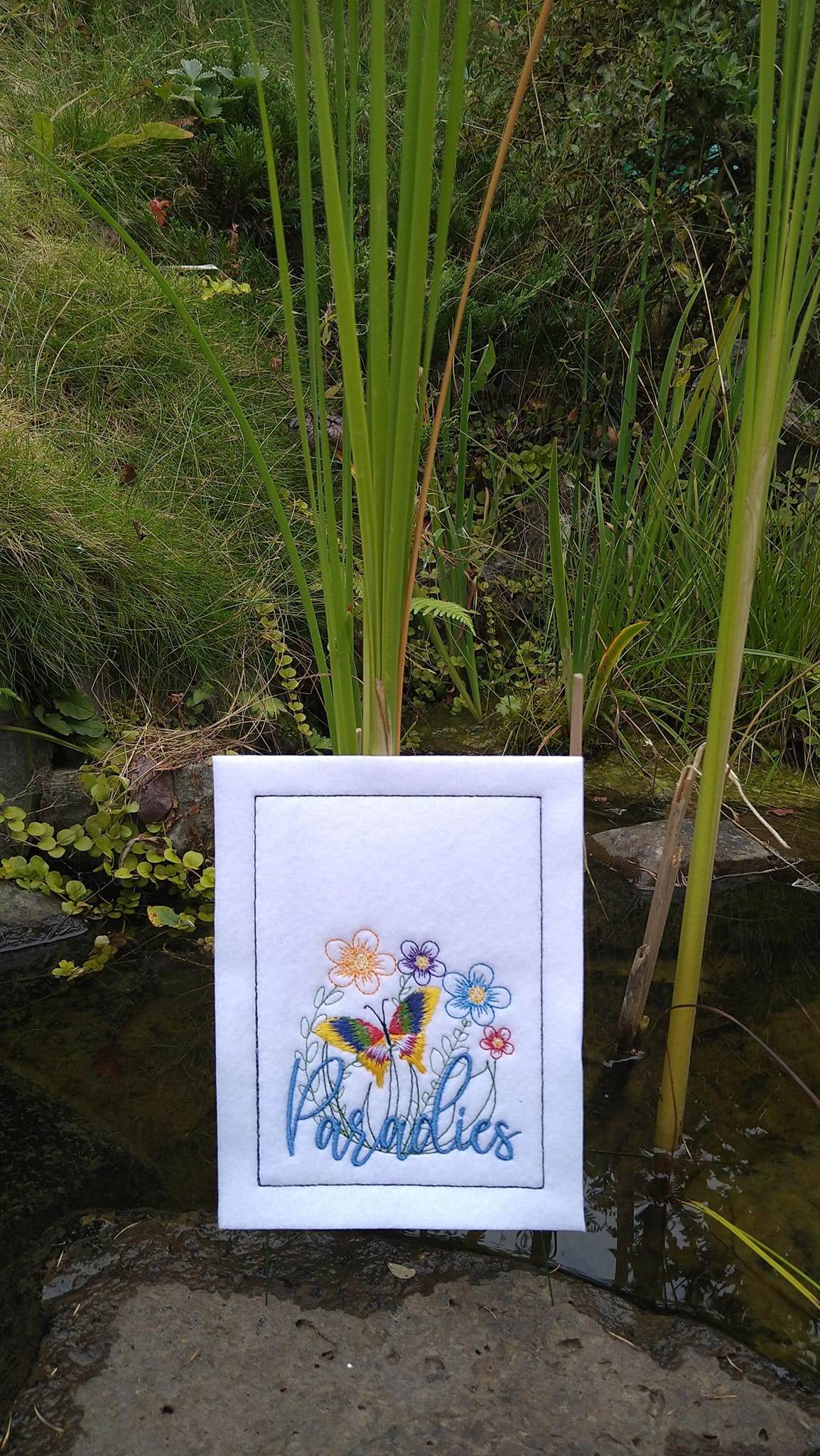 Stickdatei - Paradiesgarten (mit Federstich-Schmetterling) - Sewando