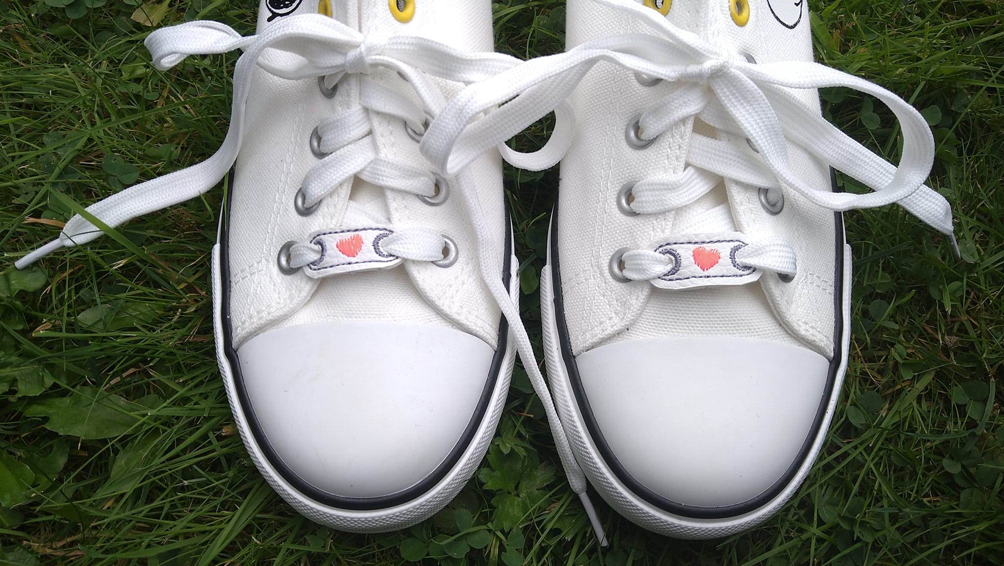 Stickdatei Lace Tags für Schnürschuhe - Sewando