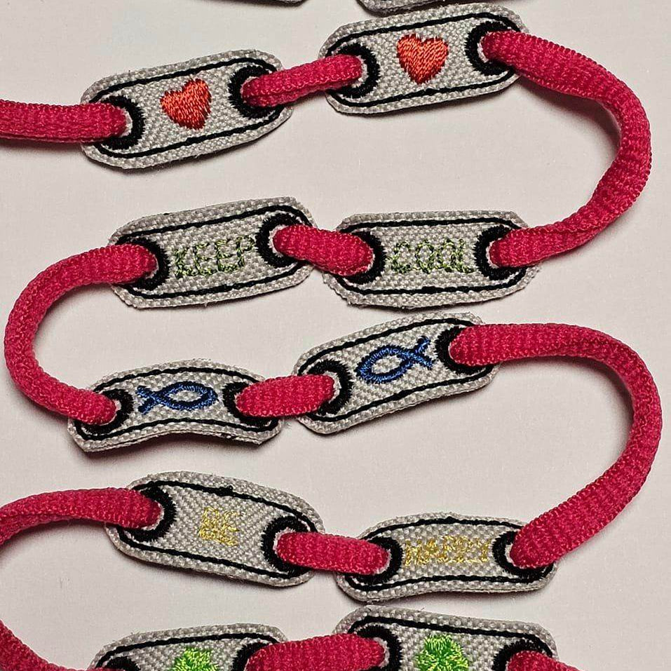 Stickdatei Lace Tags für Schnürschuhe - Sewando