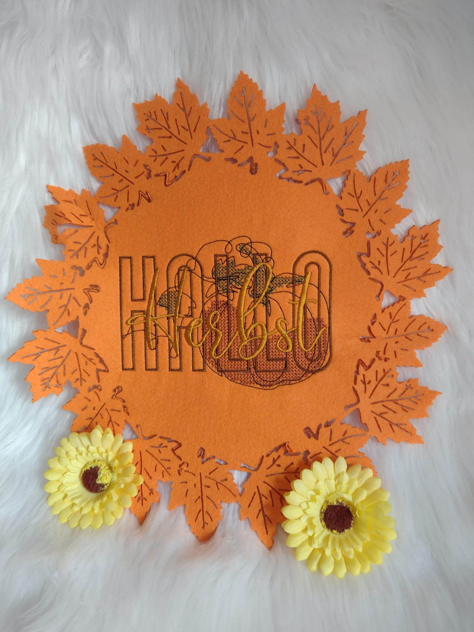 Stickdatei - HALLO Herbst - Sewando