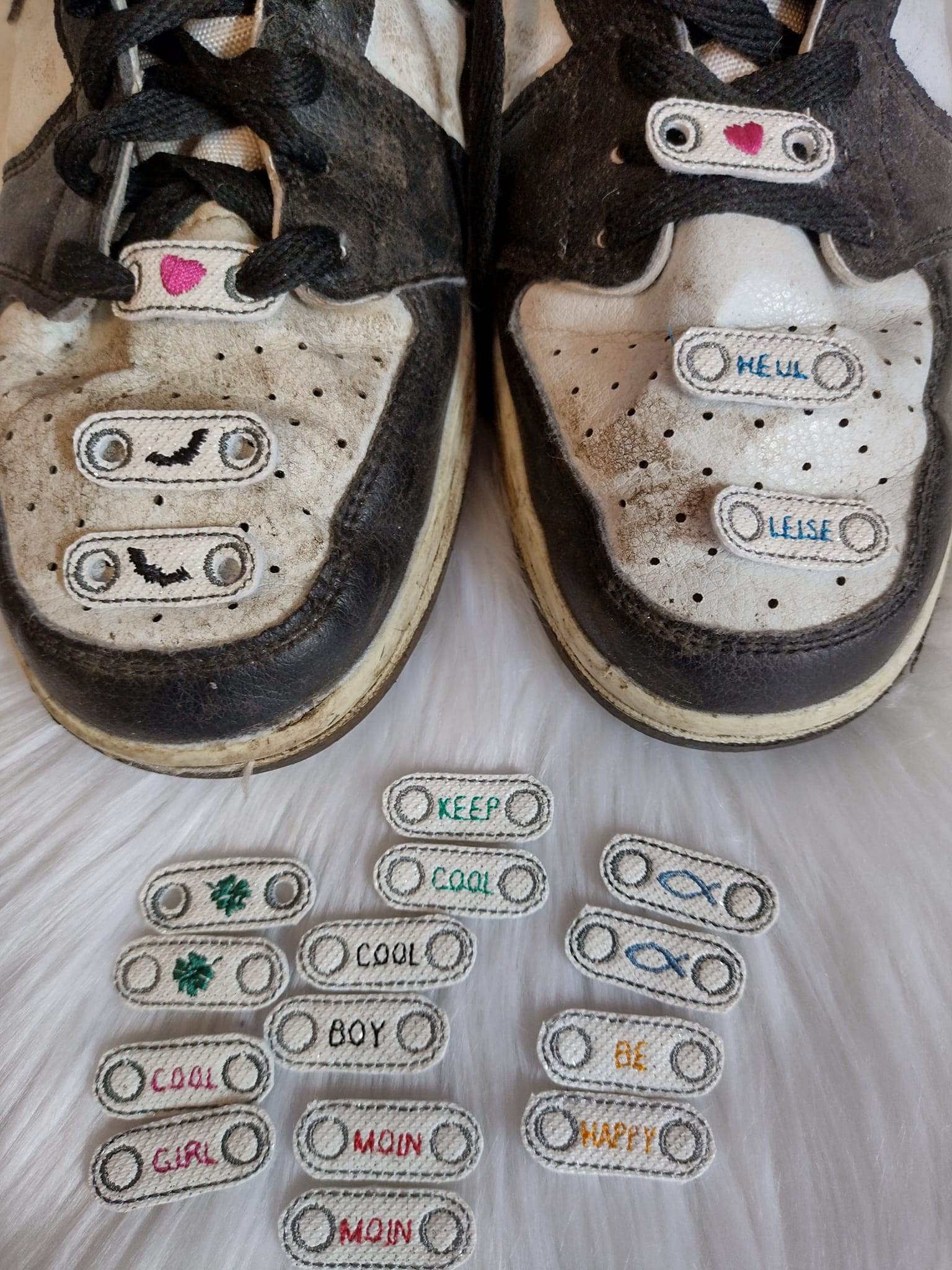 Stickdatei Lace Tags für Schnürschuhe - Sewando