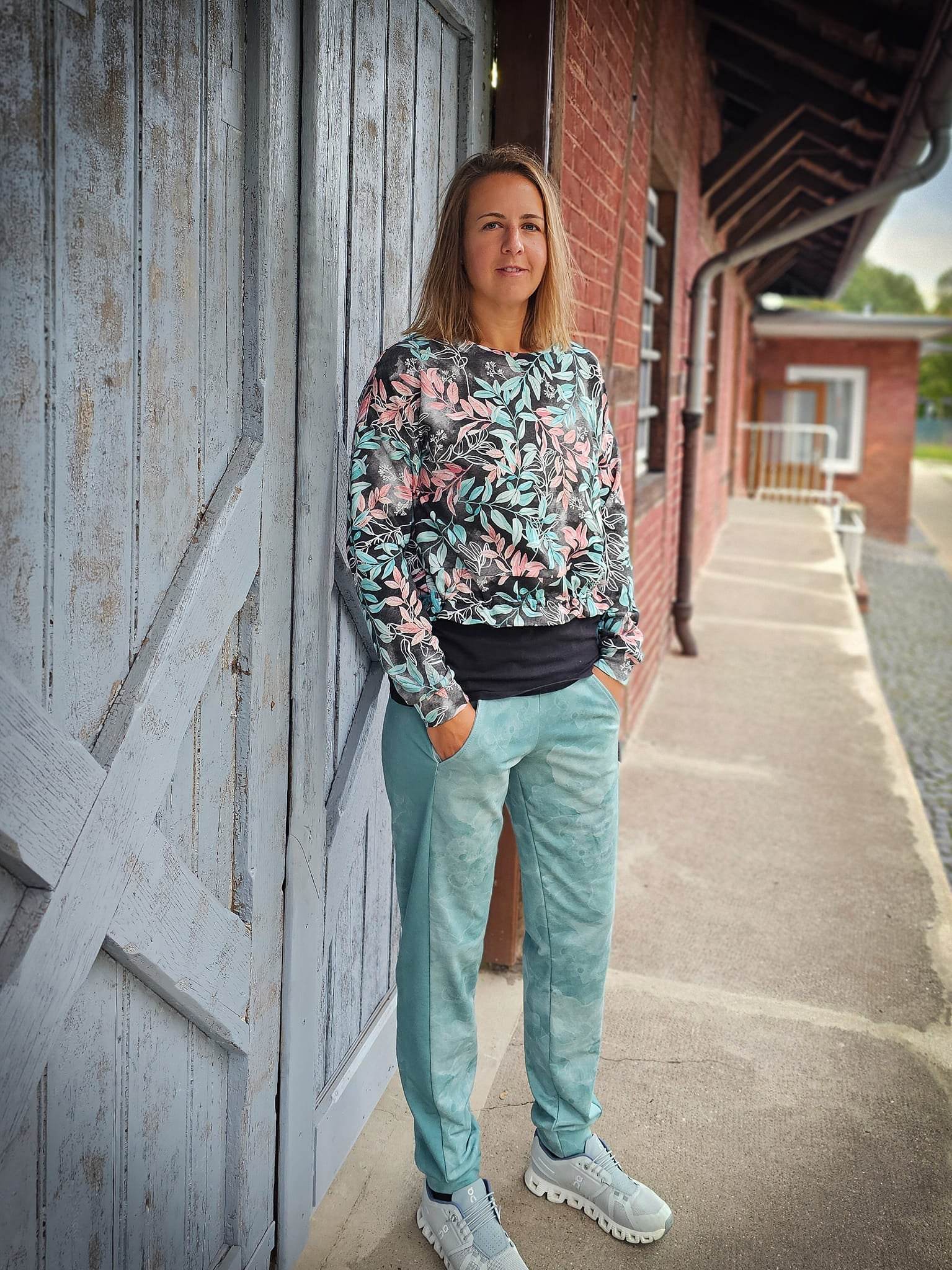 Schnittmuster Hoodie ELLGAU Gr. 34-56 : - Sewando