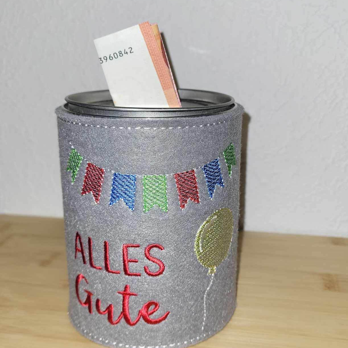Stickdatei Set für alle Anlässe 124 Designs in verschiedenen Größen - Sewando