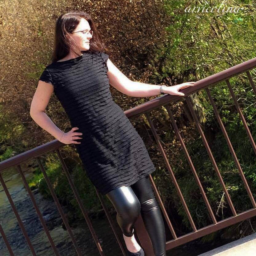 Schnittmuster Simple Thing Longshirt, Kleid Damen Gr. 32-50 - Sewando