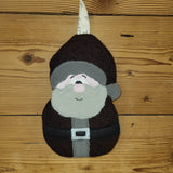 Stickdatei *ITH Weihnachtsmann Adventskalender Säckchen* 15x24 18x30 - Sewando