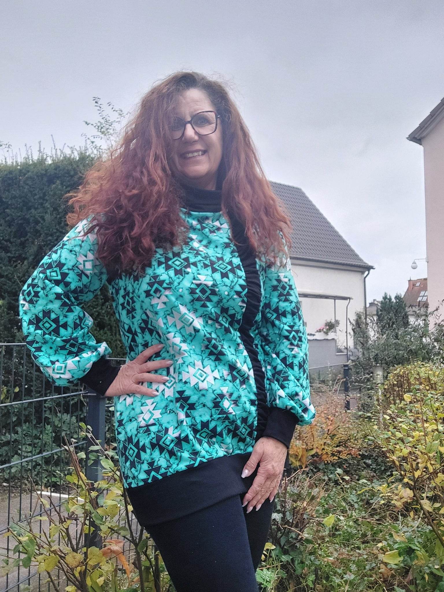 Schnittmuster Hoody/Hoodykleid Câlin Gr. 32-50 : - Sewando