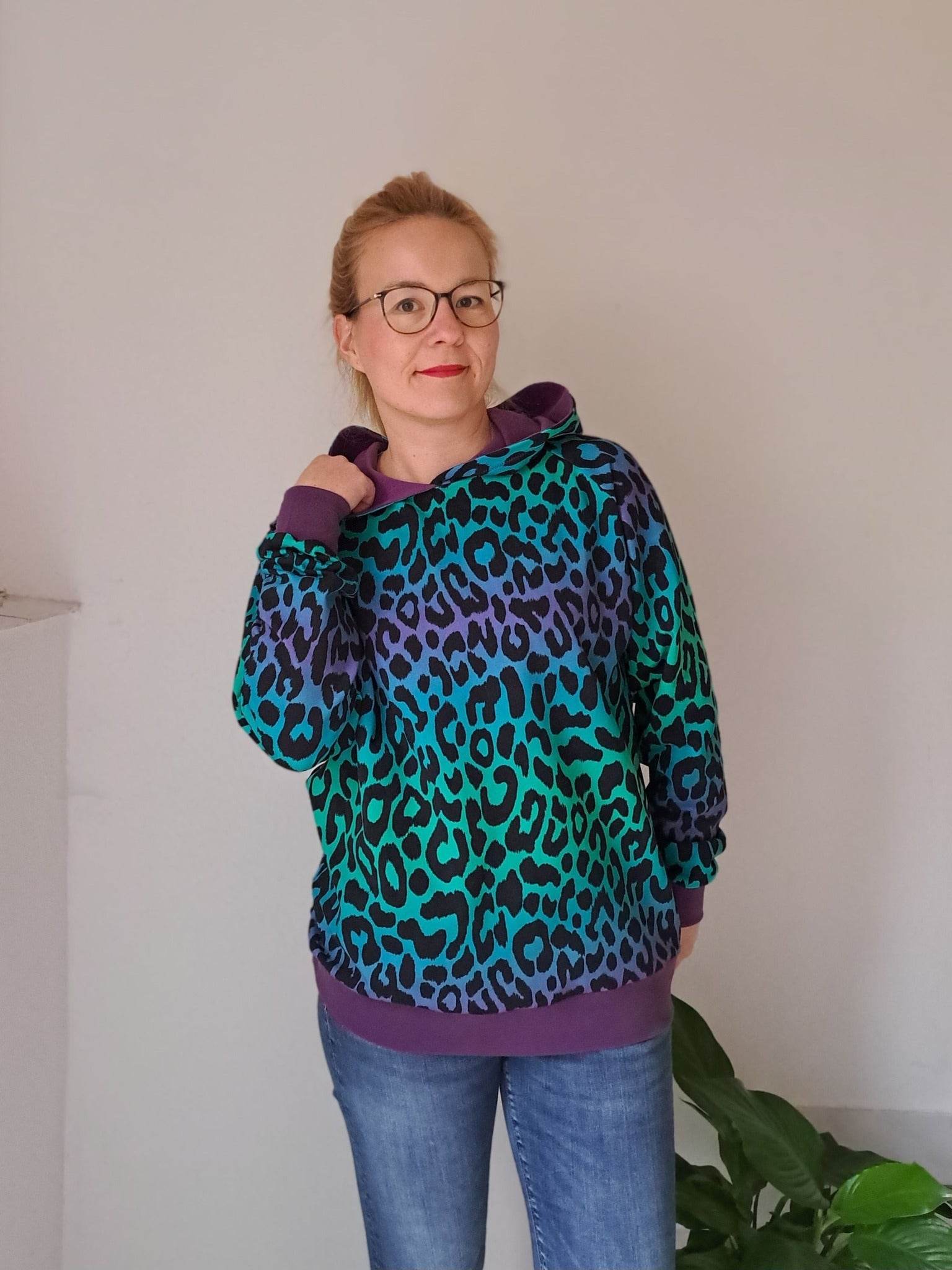 Schnittmuster Longhoodie LARINO Gr. 32-56 inkl. gratis Plotterdatei : - Sewando