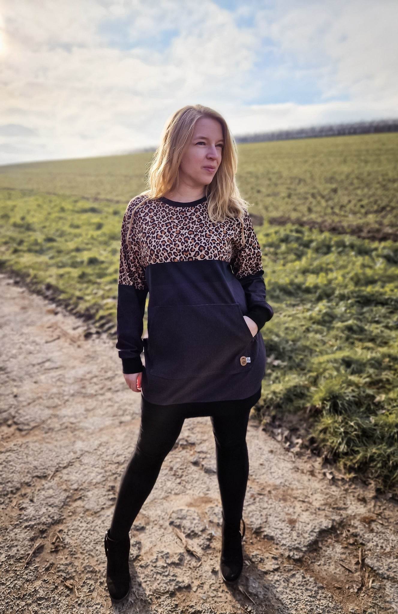 Schnittmuster Longhoodie LARINO Gr. 32-56 inkl. gratis Plotterdatei : - Sewando